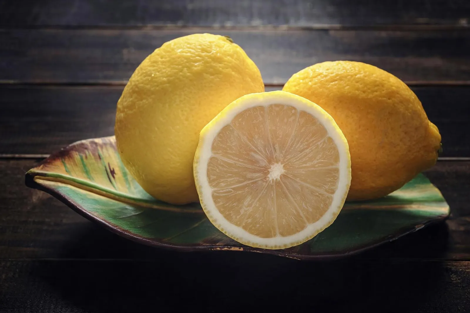 Limon Asidik Ama Alkali mi?