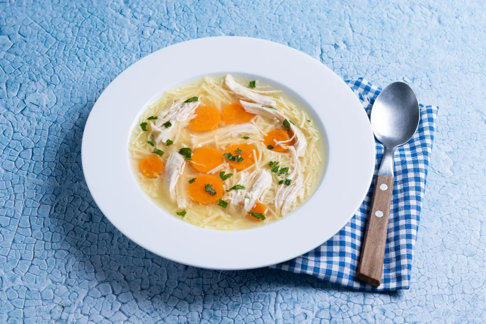 Tavuk Suyuna Şifa Çorbası